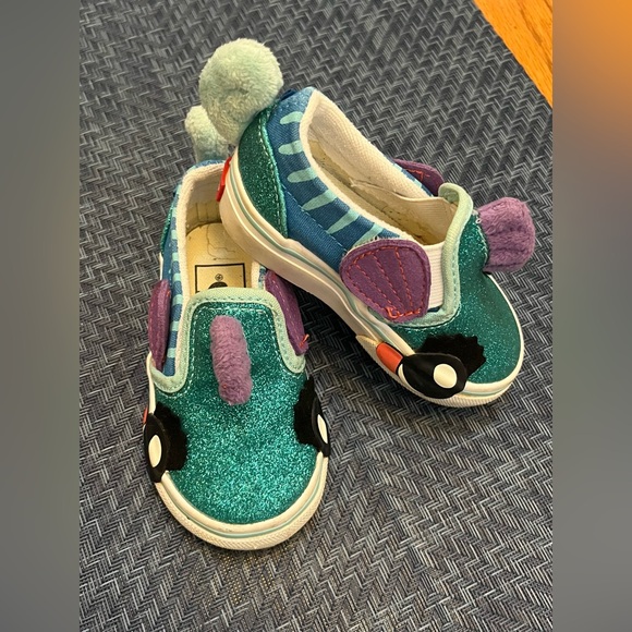 Vans Fish Slip On Shoes - Picture 1 of 4